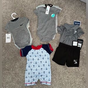 Nike / other 0-3mo Baby outfit Set